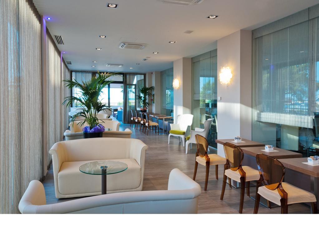 Hotel Italy Bibione Exterior foto